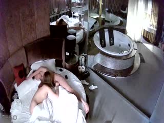 酒店偷拍系列-按摩浴缸房偷拍敷面膜的臭美纹身男和模特身材气质美女开房做爱两次!。